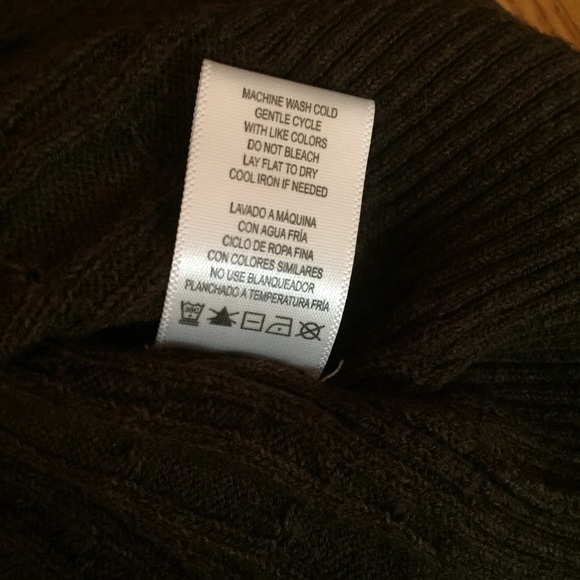 BCBG Paris Cardigan - Picture 7 of 7